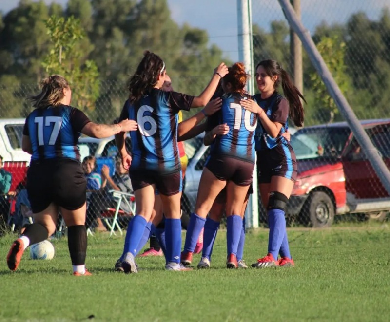 Comenz el torneo oficial de Primera Divisin de ftbol femenino